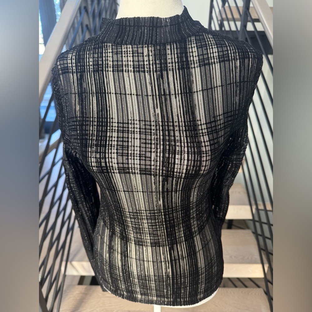 New Chic Black Sheer Women's Long Sleeve Top size S - Picture 3 of 4